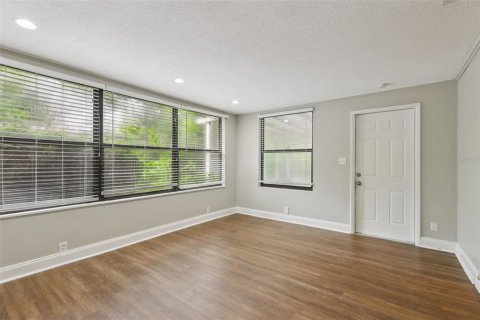 House in Jacksonville, Florida 3 bedrooms, 100.15 sq.m. № 1873728 - photo 14