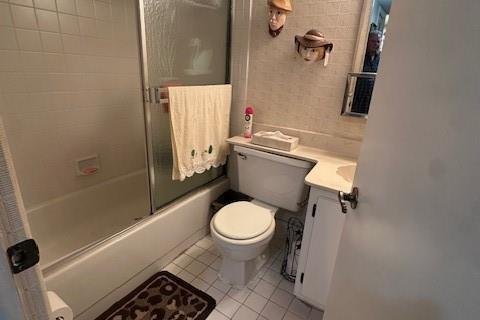 Condo in Tamarac, Florida, 2 bedrooms  № 2082186 - photo 13