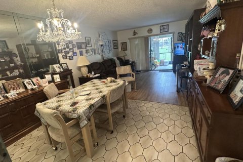 Condo in Tamarac, Florida, 2 bedrooms  № 2082186