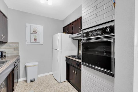 Copropriété à louer à Saint Pete Beach, Floride: 2 chambres, 77.57 m2 № 2166212 - photo 11