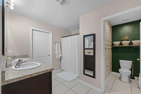 Villa ou maison à vendre à Deltona, Floride: 6 chambres, 245.73 m2 № 1834968 - photo 28