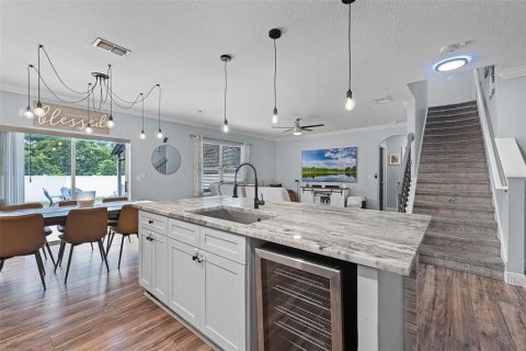 Villa ou maison à vendre à Deltona, Floride: 6 chambres, 245.73 m2 № 1834968 - photo 10