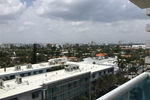 Copropriété à vendre à Surfside, Floride: 2 chambres, 93.09 m2 № 1804575 - photo 8