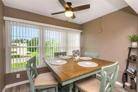 Condo in Dunedin, Florida, 2 bedrooms  № 1837178 - photo 7