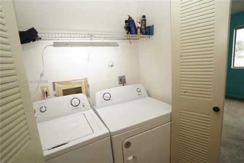 Casa en venta en West Palm Beach, Florida, 2 dormitorios, 109.07 m2 № 2008896 - foto 11