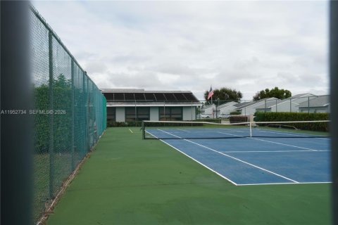 Casa en venta en West Palm Beach, Florida, 2 dormitorios, 109.07 m2 № 2008896 - foto 12