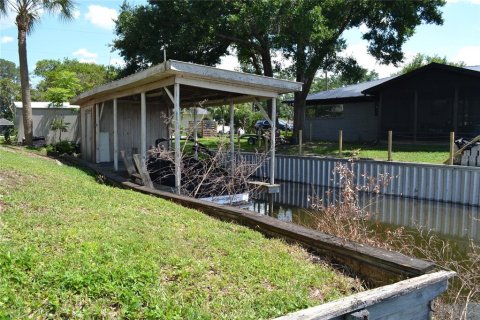 Villa ou maison à louer à Summerfield, Floride: 5 chambres, 217.02 m2 № 2103848 - photo 8