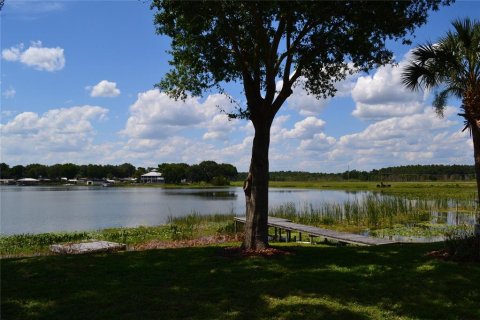 Villa ou maison à louer à Summerfield, Floride: 5 chambres, 217.02 m2 № 2103848 - photo 15