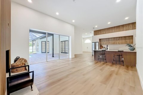 Villa ou maison à vendre à Tampa, Floride: 5 chambres, 260.5 m2 № 2399316 - photo 29