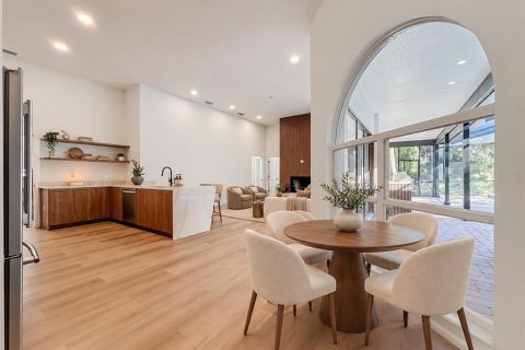 Villa ou maison à vendre à Tampa, Floride: 5 chambres, 260.5 m2 № 2399316 - photo 18
