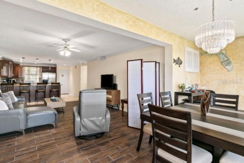 Купить кондоминиум в Лонгбоут-Ки, Флорида 3 комнаты, 92.16м2, № 2101008 - фото 6