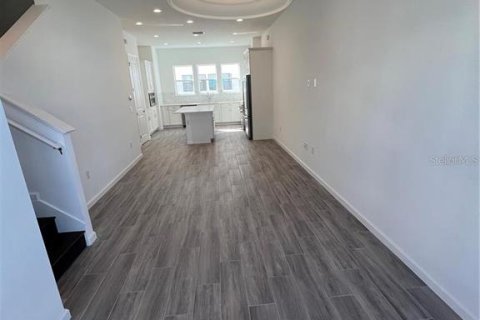 Touwnhouse à vendre à Orlando, Floride: 2 chambres, 134.62 m2 № 2407012 - photo 5