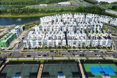 Touwnhouse à vendre à Orlando, Floride: 2 chambres, 134.62 m2 № 2407012 - photo 10