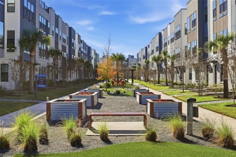 Touwnhouse à vendre à Orlando, Floride: 2 chambres, 134.62 m2 № 2407012 - photo 12