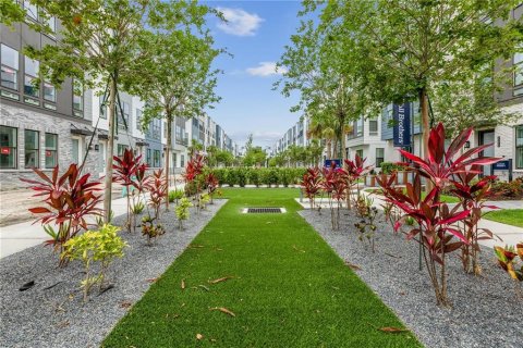 Touwnhouse à vendre à Orlando, Floride: 2 chambres, 134.62 m2 № 2407012 - photo 13
