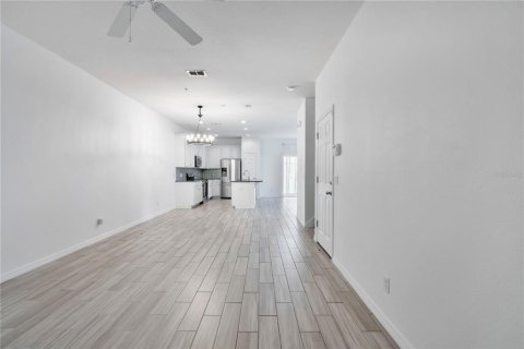 Touwnhouse à vendre à Ocoee, Floride: 3 chambres, 167.6 m2 № 2117620 - photo 3
