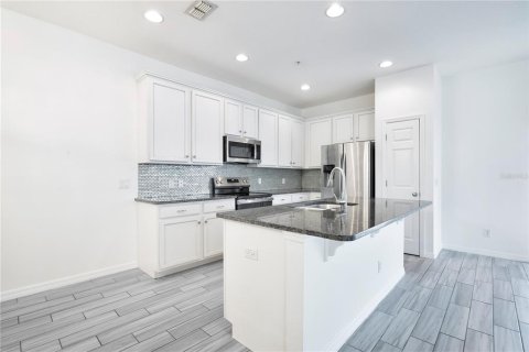 Touwnhouse à vendre à Ocoee, Floride: 3 chambres, 167.6 m2 № 2117620 - photo 7