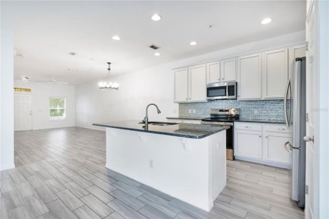 Touwnhouse à vendre à Ocoee, Floride: 3 chambres, 167.6 m2 № 2117620 - photo 9