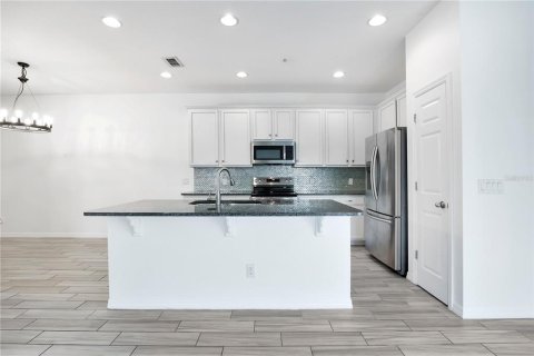 Touwnhouse à vendre à Ocoee, Floride: 3 chambres, 167.6 m2 № 2117620 - photo 8