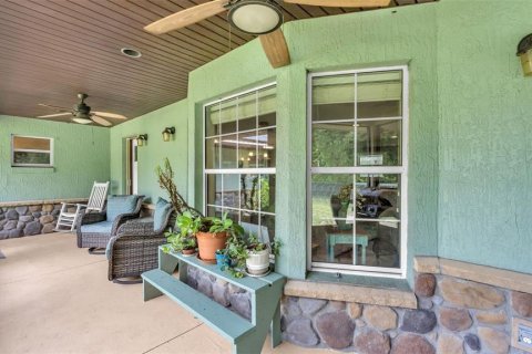 Villa ou maison à vendre à Haines City, Floride: 3 chambres, 159.42 m2 № 2318620 - photo 4