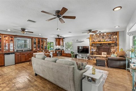 Villa ou maison à vendre à Haines City, Floride: 3 chambres, 159.42 m2 № 2318620 - photo 6