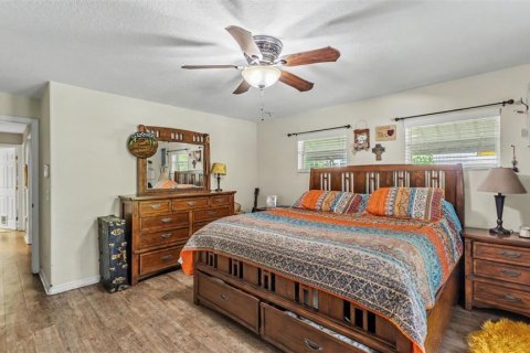 Villa ou maison à vendre à Haines City, Floride: 3 chambres, 159.42 m2 № 2318620 - photo 14