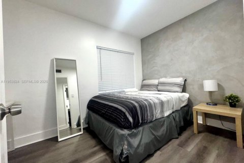 Propiedad comercial en venta en Miami, Florida, 494.05 m2 № 2054777 - foto 7