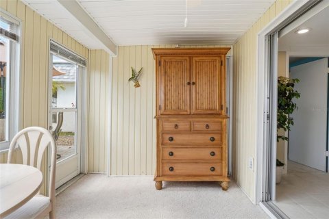 Condo in Venice, Florida, 2 bedrooms № 2225705 - photo 28