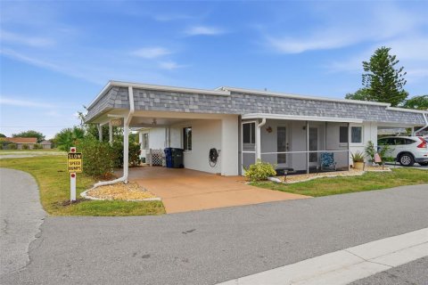 Condo in Venice, Florida, 2 bedrooms № 2225705 - photo 6