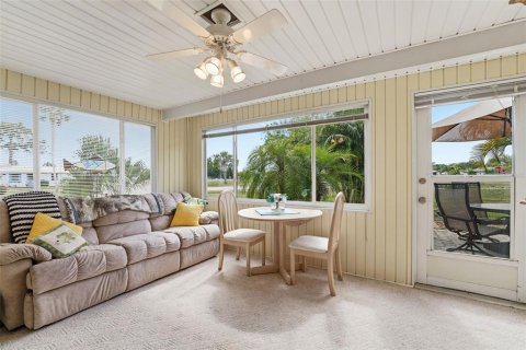 Condo in Venice, Florida, 2 bedrooms № 2225705 - photo 26