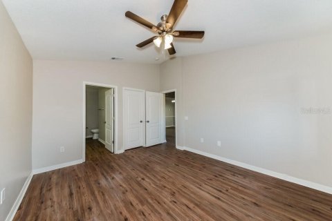 Villa ou maison à louer à Gibsonton, Floride: 3 chambres, 128.21 m2 № 2423652 - photo 9
