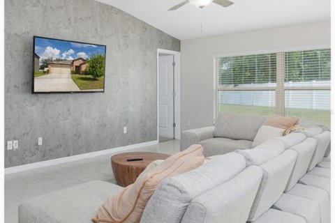 Villa ou maison à vendre à Spring Hill, Floride: 4 chambres, 180.14 m2 № 2320781 - photo 16