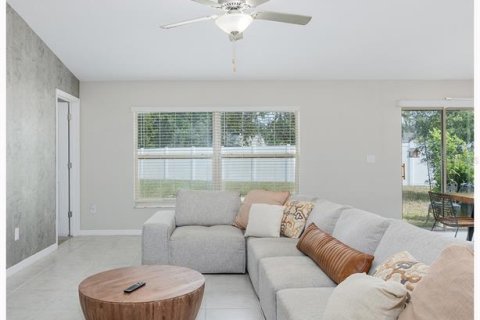 Villa ou maison à vendre à Spring Hill, Floride: 4 chambres, 180.14 m2 № 2320781 - photo 15