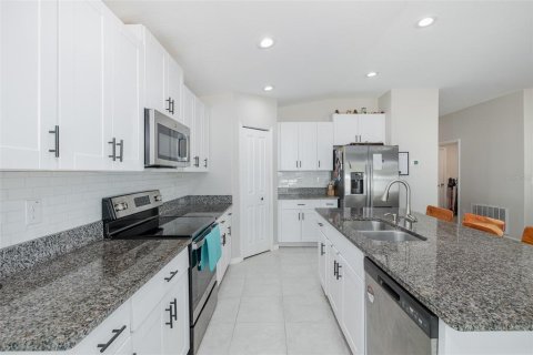 Villa ou maison à vendre à Spring Hill, Floride: 4 chambres, 180.14 m2 № 2320781 - photo 19