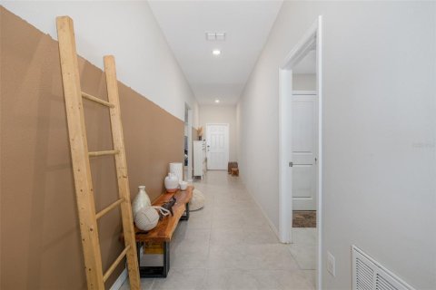Villa ou maison à vendre à Spring Hill, Floride: 4 chambres, 180.14 m2 № 2320781 - photo 9