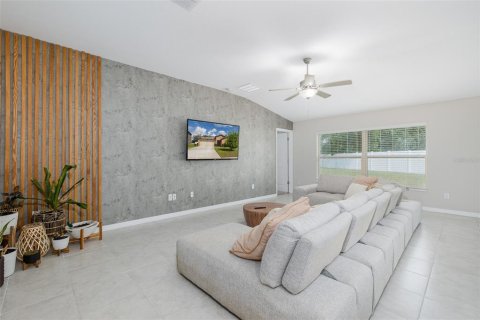 Villa ou maison à vendre à Spring Hill, Floride: 4 chambres, 180.14 m2 № 2320781 - photo 11