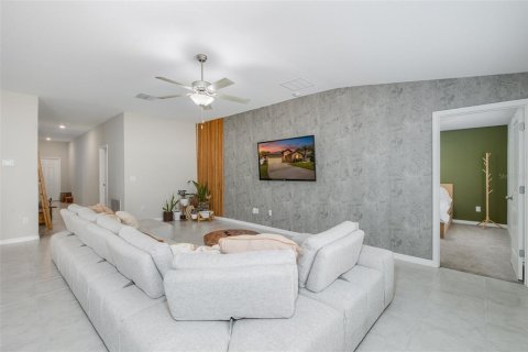 Villa ou maison à vendre à Spring Hill, Floride: 4 chambres, 180.14 m2 № 2320781 - photo 12