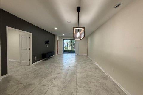 Villa ou maison à louer à Kissimmee, Floride: 3 chambres, 196.49 m2 № 2095706 - photo 14