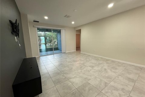 Villa ou maison à louer à Kissimmee, Floride: 3 chambres, 196.49 m2 № 2095706 - photo 15