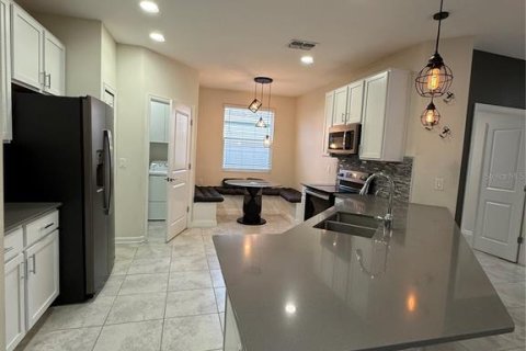 Villa ou maison à louer à Kissimmee, Floride: 3 chambres, 196.49 m2 № 2095706 - photo 29