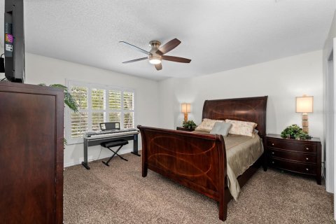 Adosado en venta en Tampa, Florida, 2 dormitorios, 178.47 m2 № 1811025 - foto 8