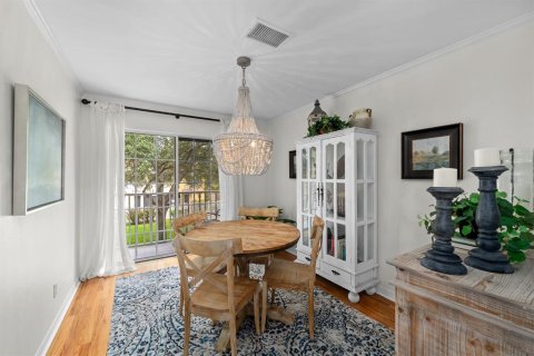 Adosado en venta en Tampa, Florida, 2 dormitorios, 178.47 m2 № 1811025 - foto 4