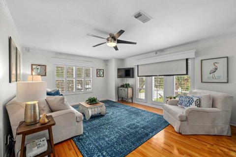 Adosado en venta en Tampa, Florida, 2 dormitorios, 178.47 m2 № 1811025 - foto 3