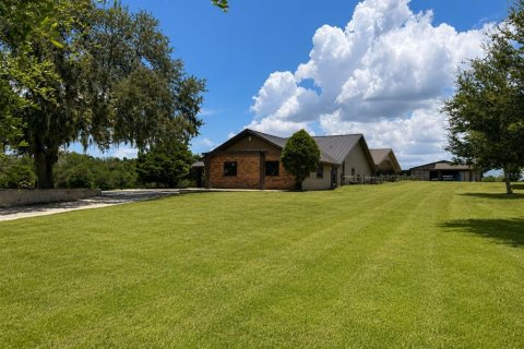 Villa ou maison à vendre à Clermont, Floride: 2 chambres, 185.9 m2 № 2277527 - photo 2