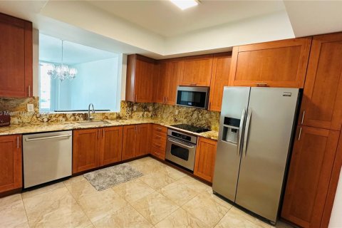 Купить кондоминиум в Авентура, Флорида 2 спальни, 160.72м2, № 1950822 - фото 12