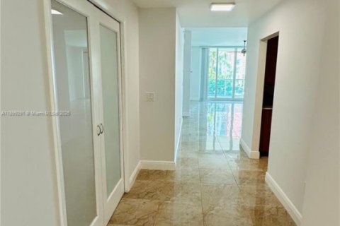 Купить кондоминиум в Авентура, Флорида 2 спальни, 160.72м2, № 1950822 - фото 6