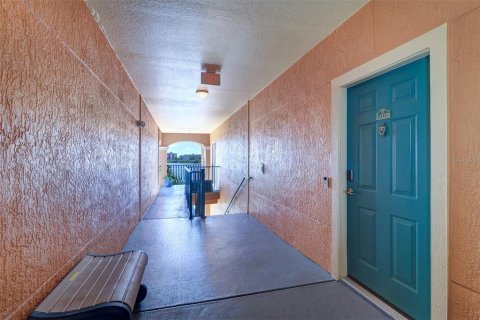 Copropriété à louer à Clearwater, Floride: 2 chambres, 111.3 m2 № 1717879 - photo 15