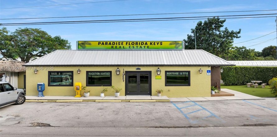 Immobilier commercial à Islamorada, Village of Islands, Floride № 2080074