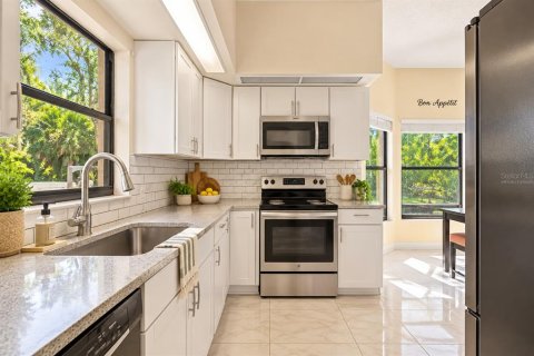 House in Bradenton, Florida 3 bedrooms, 166.57 sq.m. № 2430691 - photo 11