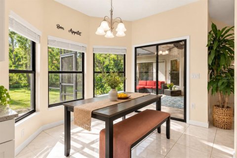 House in Bradenton, Florida 3 bedrooms, 166.57 sq.m. № 2430691 - photo 9